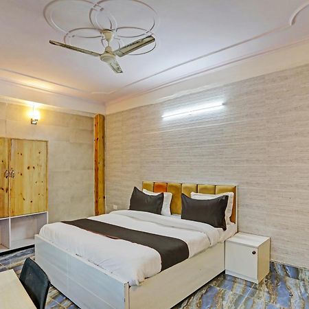 Umen Hotel Nearest Sector 66 Noida Luaran gambar