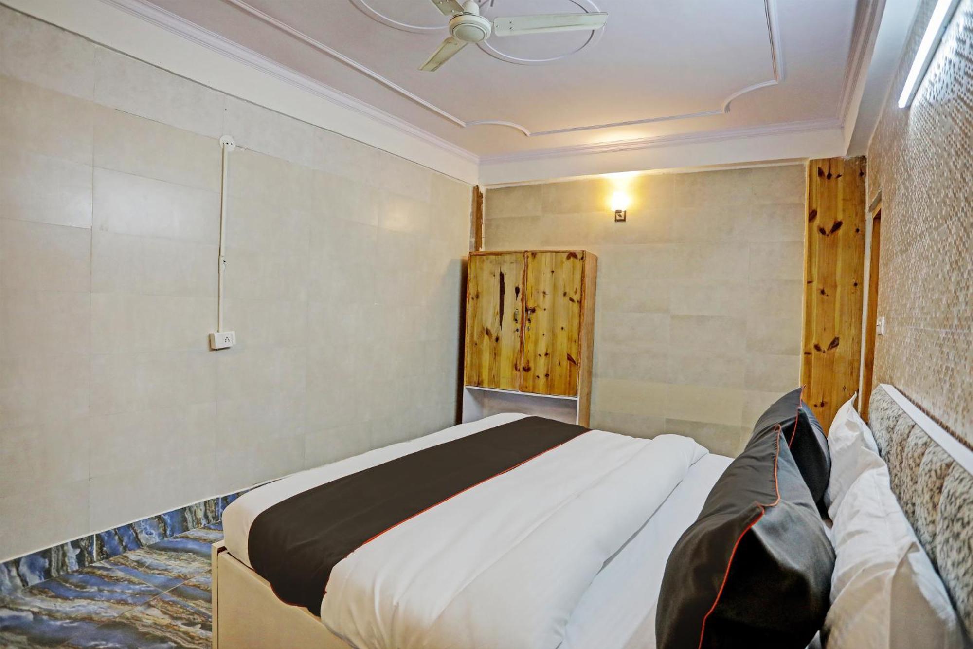 Umen Hotel Nearest Sector 66 Noida Luaran gambar