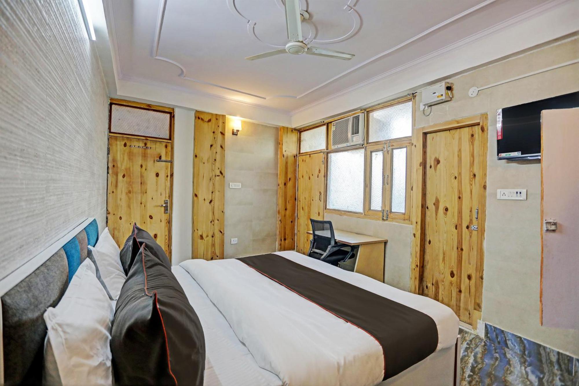 Umen Hotel Nearest Sector 66 Noida Luaran gambar